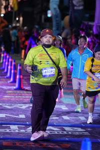 BIB: 4239
                            <button type="button" onclick="openModal(26262138)" class="btn btn-primary btn-sm float-right btn-popup" data-toggle="modal" data-target=".modal-high-quality">
                        <i class="fas fa-shopping-cart"></i> Add to Cart
                    </button>
                                            <button type="button" onclick="isThisMe(26262138, true)" class="btn btn-success btn-sm float-right btn-popup btn-isme hidden" data-toggle="tooltip" data-placement="bottom" title="นี่คือรูปของคุณใช่ไหม คลิกที่นี่เพื่อเอาเข้าอัลบั้ม">
                        <i class="fas fa-plus"></i> Add to album
                    </button>
                    <button type="button" onclick="isThisMe(26262138, false)" class="btn btn-warning btn-sm float-right btn-popup btn-isnotme hidden">
                        <i class="fas fa-ban"></i> Remove from album
                    </button>